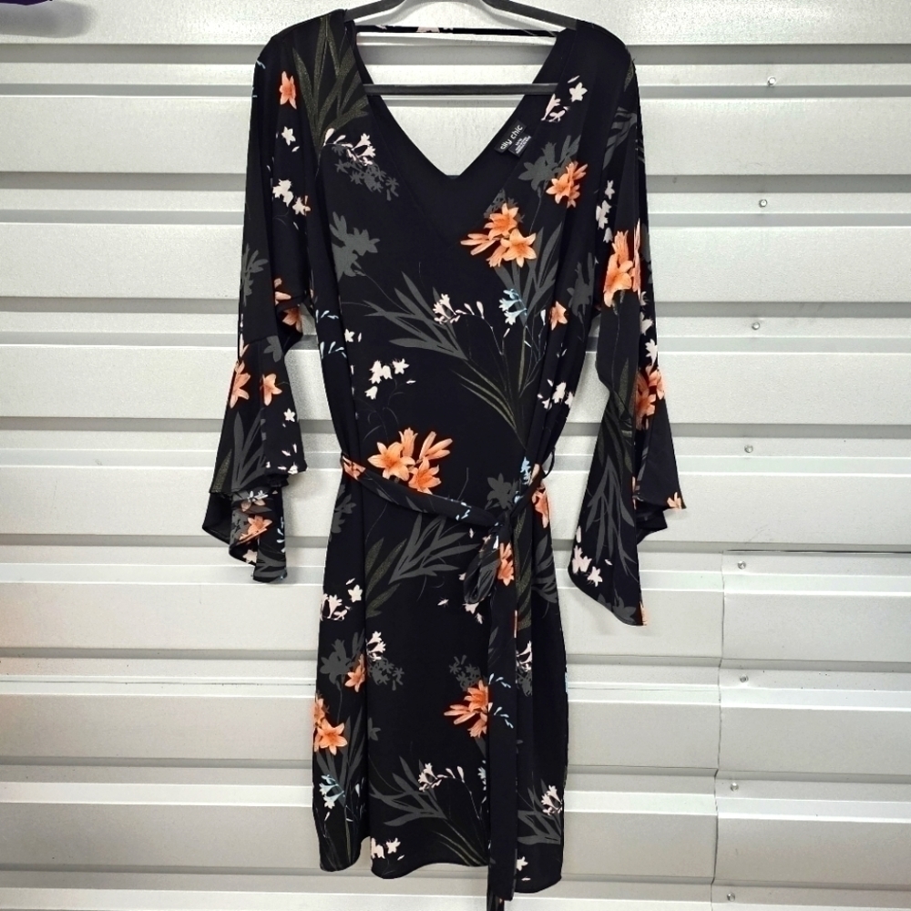 City Chic Bell Sleeve Floral Midi Dress